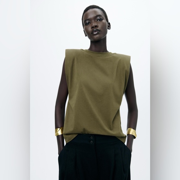 Zara Beige Muscle Tee with shoulder pads - Picture 1 of 7